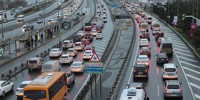 İstanbul’da yarın bu yollar trafiğe kapatılacak