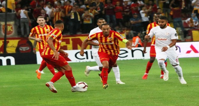 Spor Toto Süper Lig: Kayserispor: 2 - Antalyaspor: 0 (Maç sonucu)