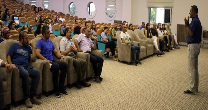 Kardelen Koleji’nde sınav kurs bilgilendirme toplantısı yapıldı
