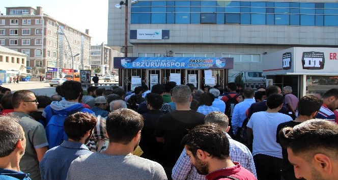 Erzurum’da Beşiktaş maçı biletlerine yoğun ilgi