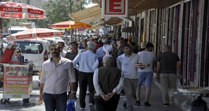 Diyarbakır’da bayram alışverişleri başladı