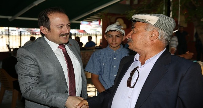 Vali Ali Hamza Pehlivan, gurbetçi vatandaşlarla bir araya geldi