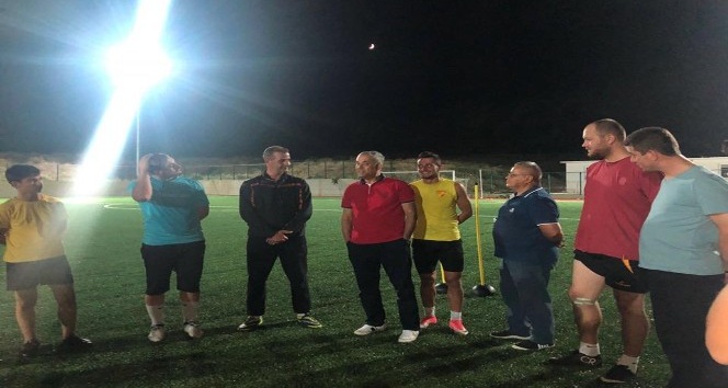 Başkan Yaman, futbolcularla bir araya geldi