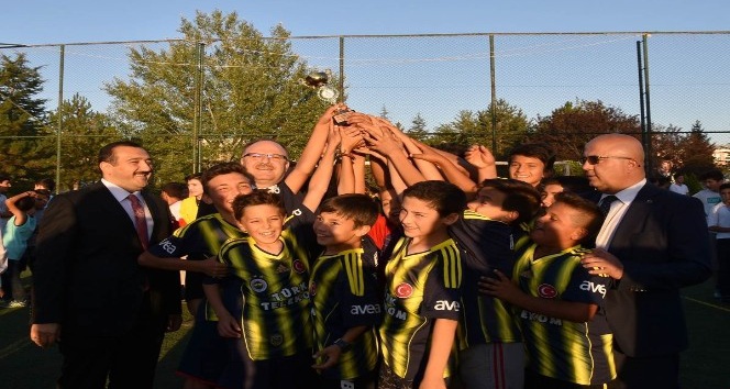 Kur’an Kursu öğrencilerinin futbol turnuvası sona erdi