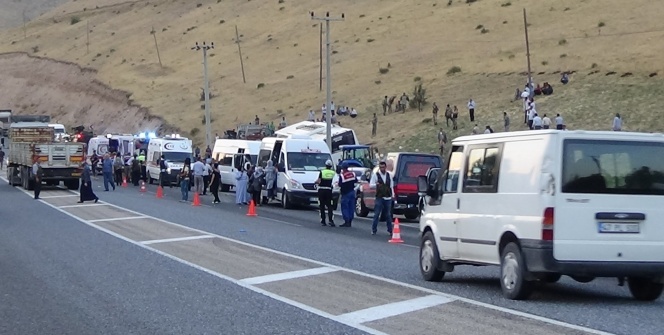 Van'dan kötü haber geldi! Çok sayıda ölü ve yaralı var..