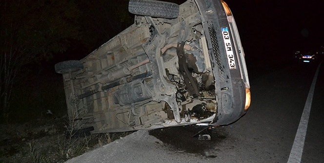 Feci kaza! Minibüs ters döndü