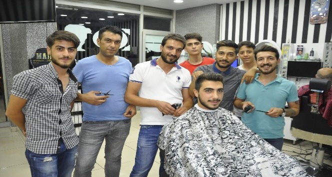 Diyarbakır’da kuaförlerin bayram mesaisi yoğun geçiyor