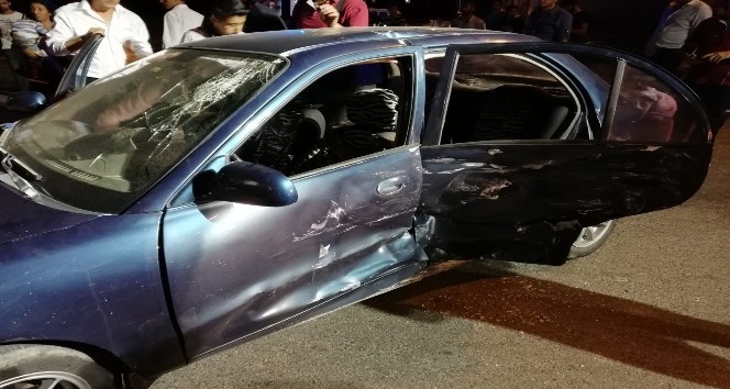 İki otomobil çarpıştı: 5 yaralı