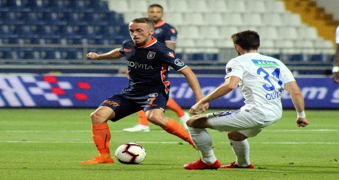 Spor Toto Süper Lig: Kasımpaşa: 0  - Medipol Başakşehir: 0 (İlk yarı)