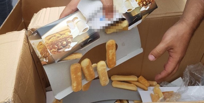 Hepsi bisküvi paketlerinden çıktı! Tam 7 bin tane...