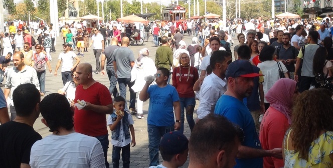 Vatandaşlar bayramda soluğu orada aldı!