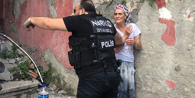 'Torbacı Nene' kıskıvrak yakalandı