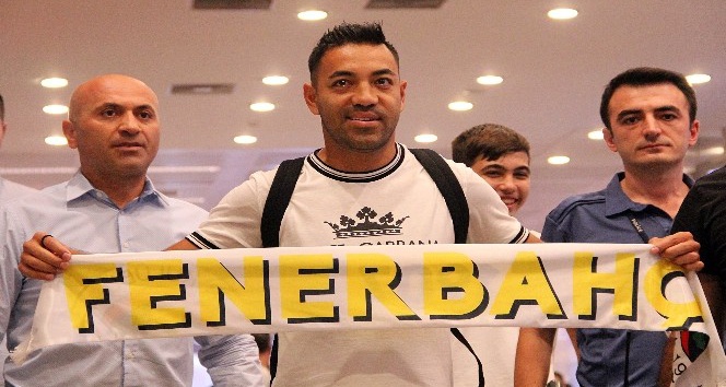Marco Fabian, Fenerbahçe için İstanbul’da