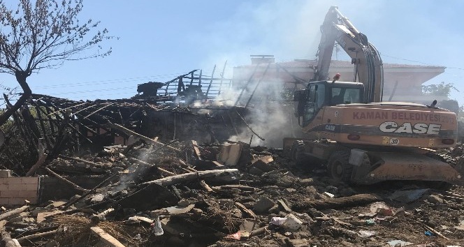 Kırşehir’de tüp bomba gibi patladı: 1 yaralı