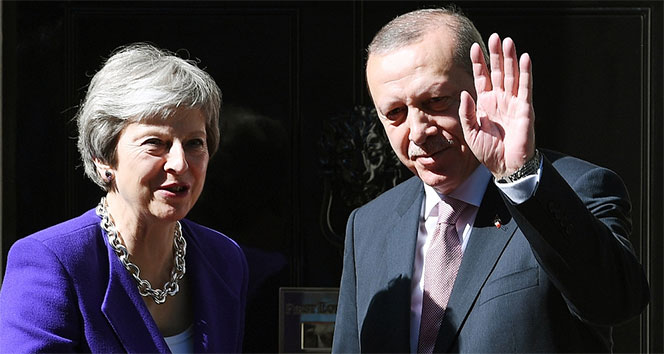 Cumhurbaşkanı Erdoğan, Theresa May ile telefonda görüştü