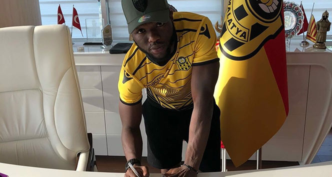 Evkur Yeni Malatyaspor, Ganalı Sulley Muniru ile 2 yıllık sözleşme imzaladı