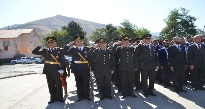 Bitlis’te 30 Ağustos Zafer Bayramı kutlandı