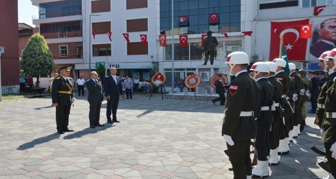 Hayrabolu’da 30 Ağustos Zafer Bayramı törenlerle kutlandı