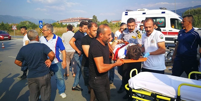 Feci kaza! Kanlar içerisinde yere yığıldı