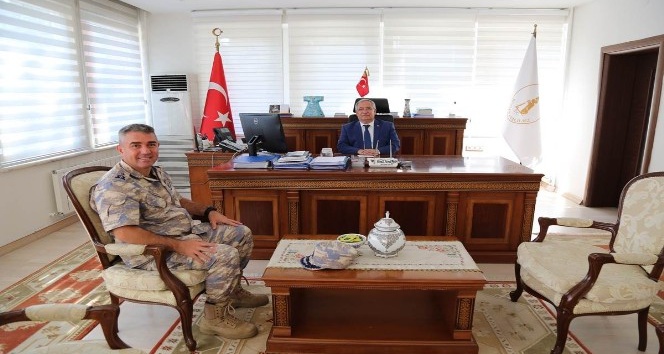 Vali Nayir, Garnizon Komutanı Necati Gündüz’e yeni görevinde başarı diledi