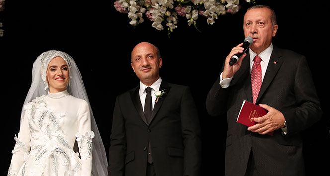 Cumhurbaşkanı Erdoğan, AK Parti Ankara Milletvekili Ali İhsan Arslan’ın nikah şahidi oldu