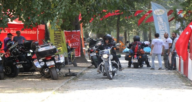 Türkiye’nin her yerinden motorcular Edirne’de buluştu