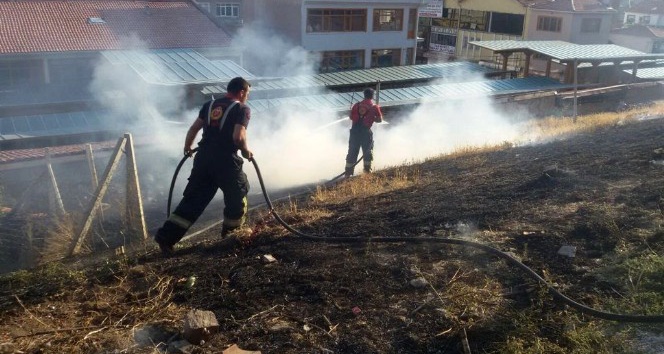 Kırşehir Belediyesi İtfaiyesi 336 yangına müdahale etti