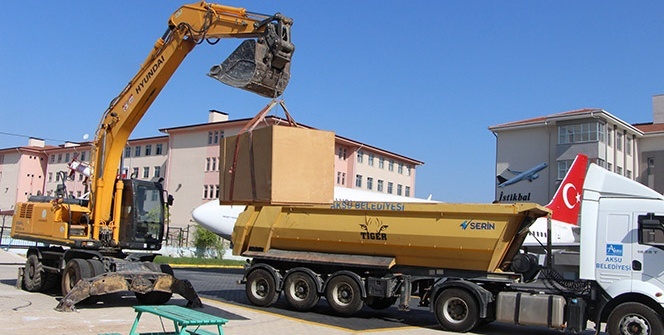 Dev hediye paketinden bakın ne çıktı!