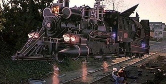 Geleceğe Dönüş filminde zaman makinesi olarak kullanılan araçlar neler? (4 Eylül HADİ İpucu sorusu)