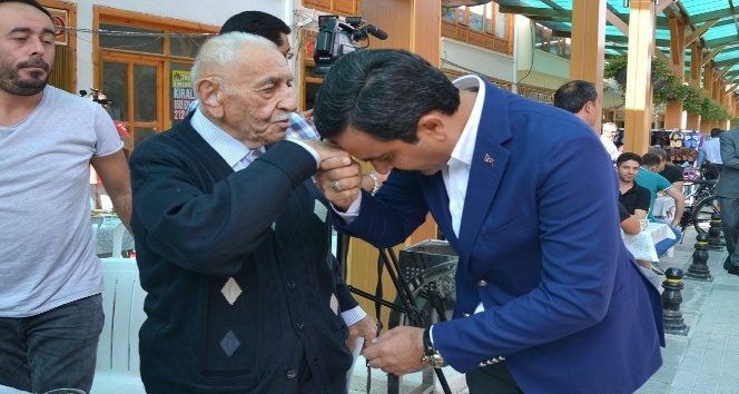 Tarihi Uzun Çarşıda alt yapı çalışmaları tamamlandı