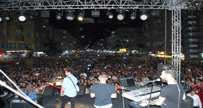 Salihli kurtuluş gününde Buray’la coştu