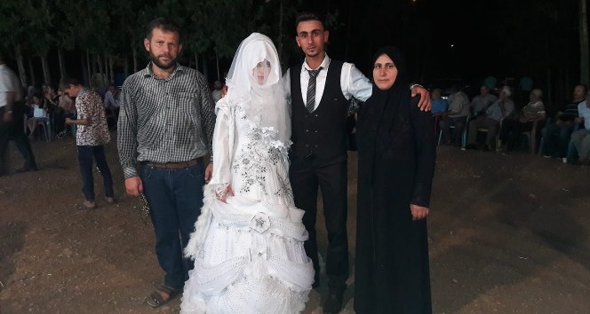 Suriyeli çifti mahalleli evlendirdi