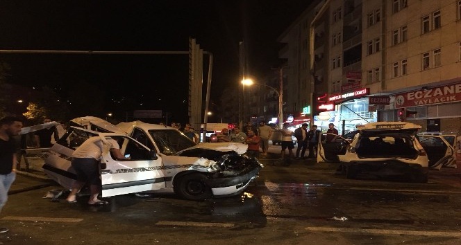 Trabzon’da zincirleme trafik kazası: 7 yaralı