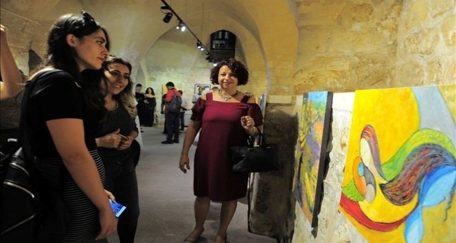 Mardin’de 17 ressam ’Göçebe Tuvaller’ resim sergisi açtı