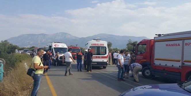 Otomobil ile halk otobüsü çarpıştı! Çok sayıda yaralı var