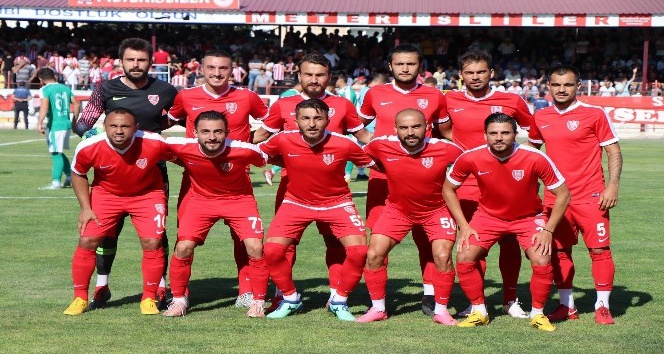 TFF 3. Lig: Nevşehir Belediyespor: 4 -  Büyükçekmece Tepecikspor: 2