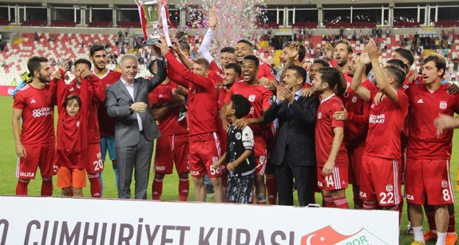 Cumhuriyet Kupası Demir Grup Sivasspor’un