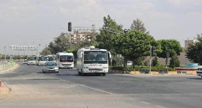 Komandolar İdlib sınırına gönderildi