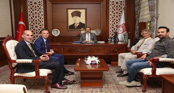 TÜRSAB Doğu Karadeniz heyeti Vali Ali Hamza Pehlivan’ı ziyaret etti