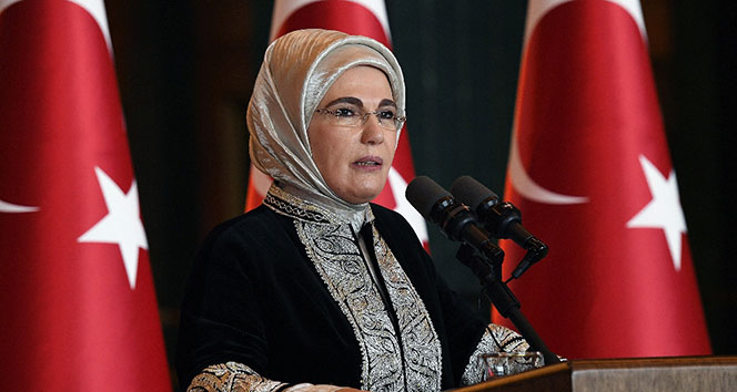 Emine Erdoğan’a Londra’da &#039;İnsani Hizmet Takdir Ödülü&#039; verildi