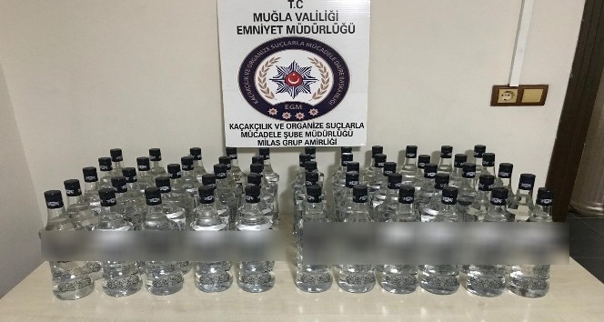 Milas’ta 51 şişe kaçak içki ele geçirildi
