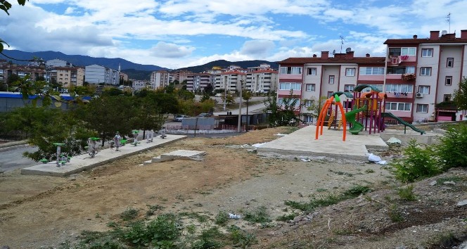 Karabük Belediyesi’nden Karabük’e  yeni park alanları