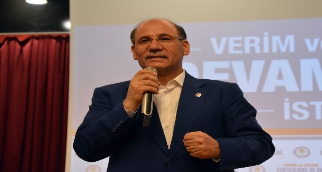 Eğitim-Bir-Sen Adana’da Mehmet Sezer yeniden aday