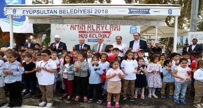 Osmanlı’nın “Amin Alayları” geleneği Eyüpsultan’da yeniden yaşatılıyor
