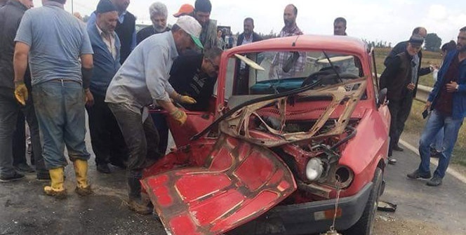 Otomobiller çarpıştı! Ölü ve yaralılar var