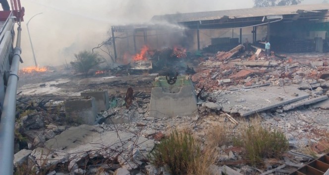 Muğla’da kağıt fabrikasında yangın