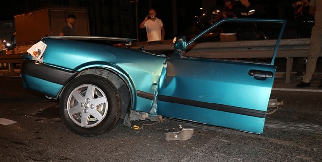 İkiye bölünen araçtan sağ çıktılar... Bayrampaşa’da feci kaza; 3 ağır yaralı