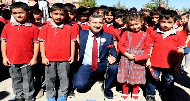 Başkan Çınar, Özalper İlköğretim okulundaki etkinliğe katıldı