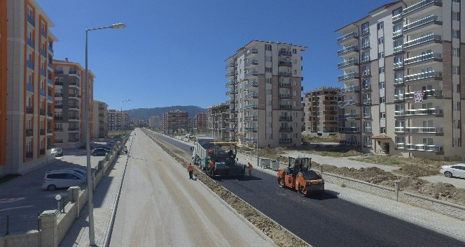 Çünür Yenişehir’de asfalt hamlesi
