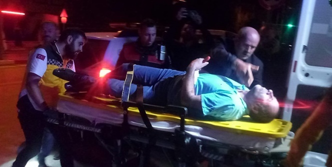 Dehşet veren olay... Bıçakla hastaneye götürüldü